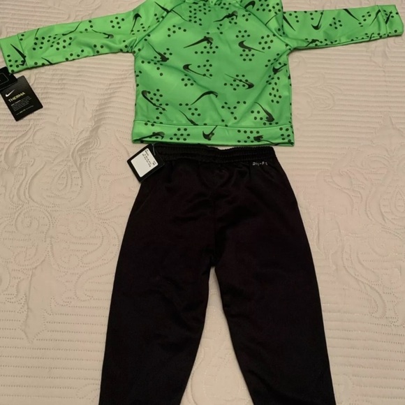 Nike Dri-Fit Therma 2-piece Baby Sweat Pants And Zip Hoodie Green And Black 24M - Picture 2 of 12